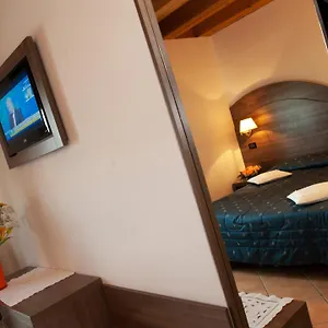 *** Hotel Al Poggio Italia