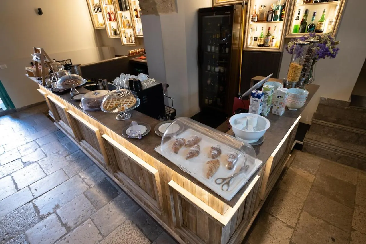 Hotel Borgo Di Ciaula Santa Flavia 4*,